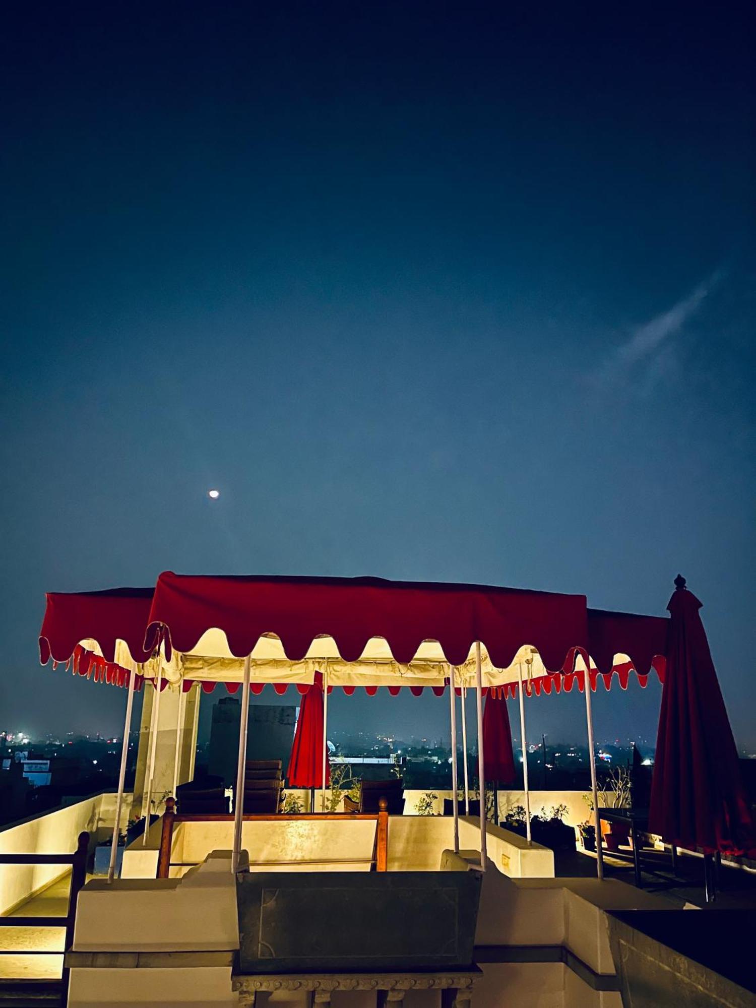 Madri Haveli Hotel Udaipur Exterior photo