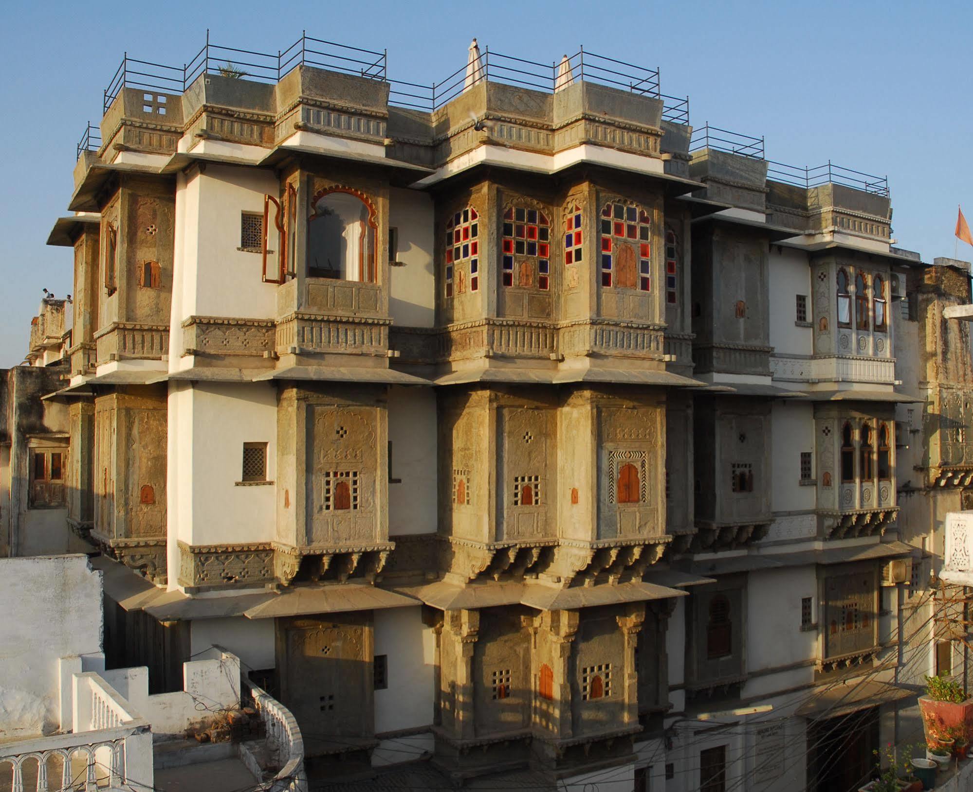Madri Haveli Hotel Udaipur Exterior photo